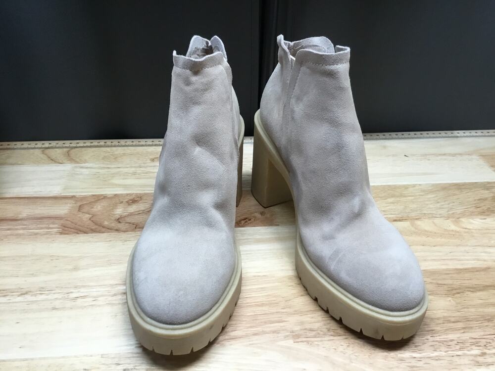 Dolce Vita Women's 11 Gray Suede Slip-On Round Toe Chunky Block Heel Ankle Boots